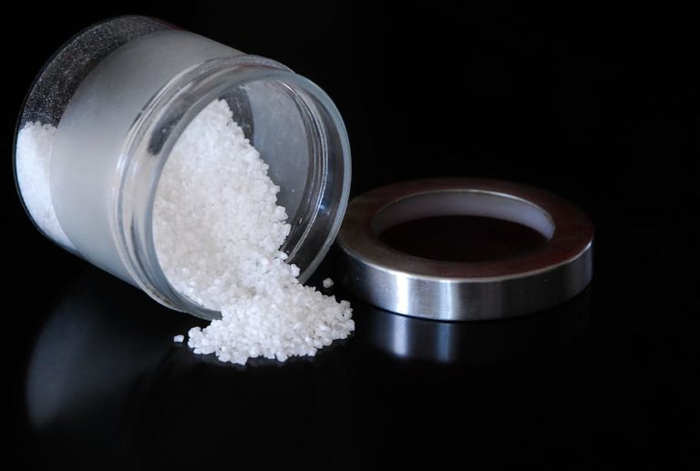 Nepleťte si sůl epsomskou s tzv. Glauberovou solí