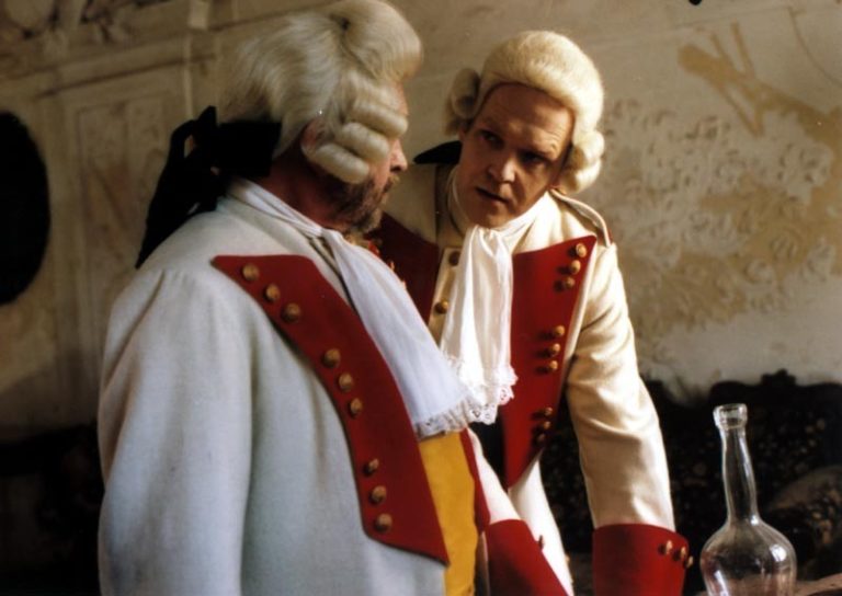 V historickém dramatu Řád (1994).